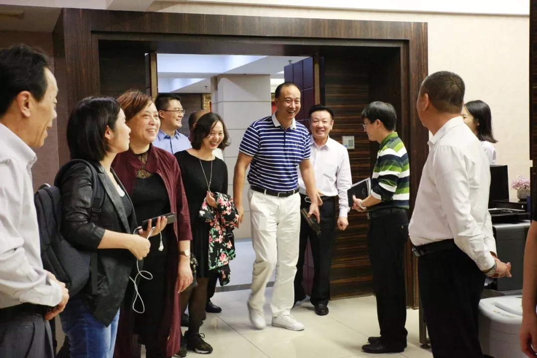 深圳市盐田区人大代表专业小组调研尊龙凯时-尊龙凯时珠宝官网  珠宝批发龙头企业