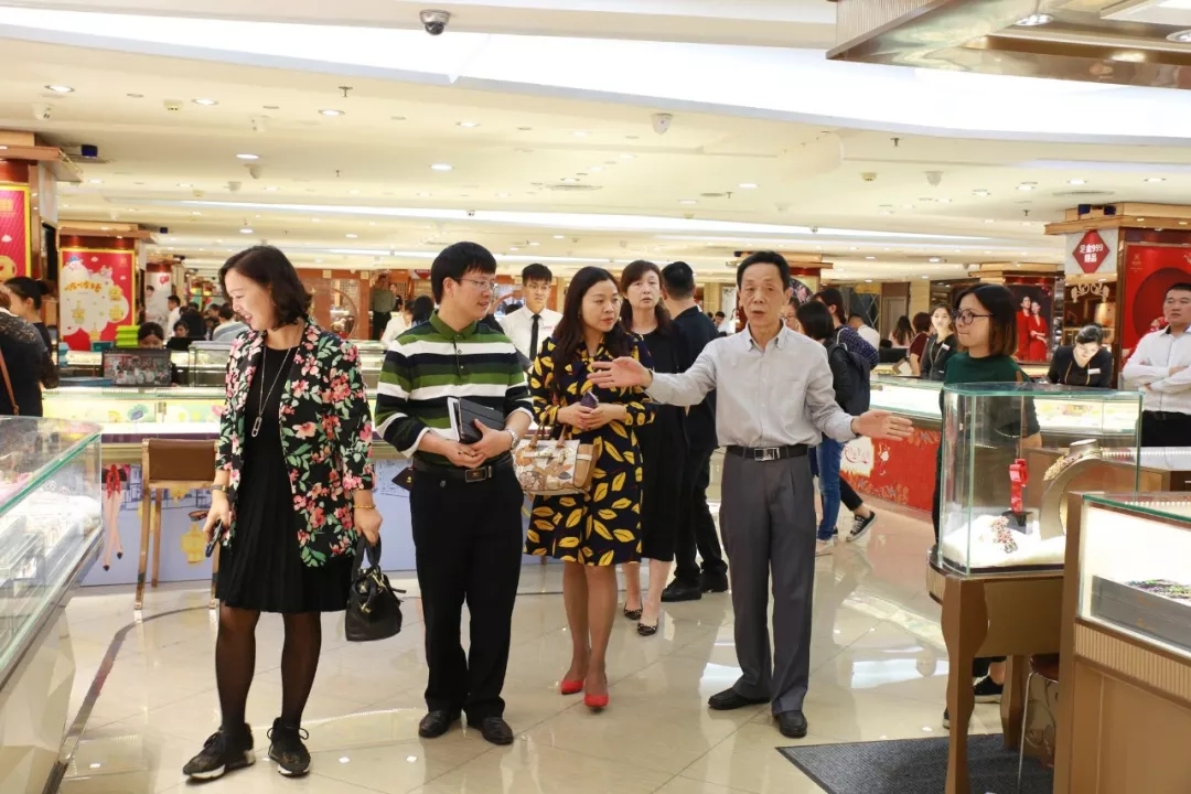 深圳市盐田区人大代表专业小组调研尊龙凯时-尊龙凯时珠宝官网  珠宝批发龙头企业